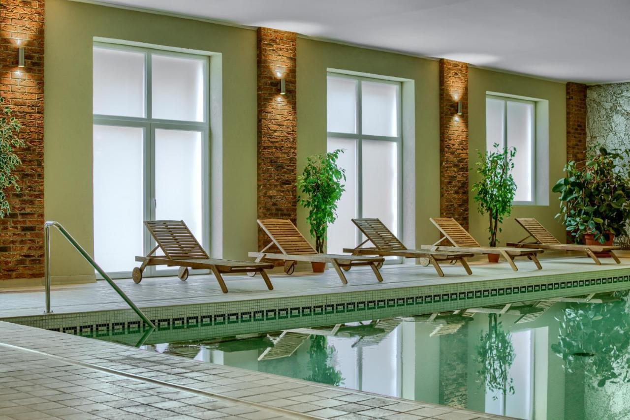 Kadyny Folwark Hotel & Spa Kültér fotó