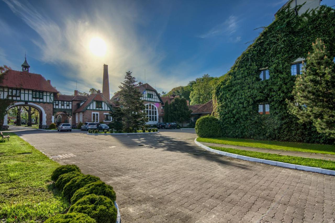 Kadyny Folwark Hotel & Spa Kültér fotó
