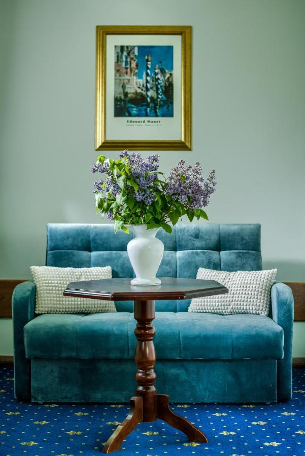 Kadyny Folwark Hotel & Spa Kültér fotó