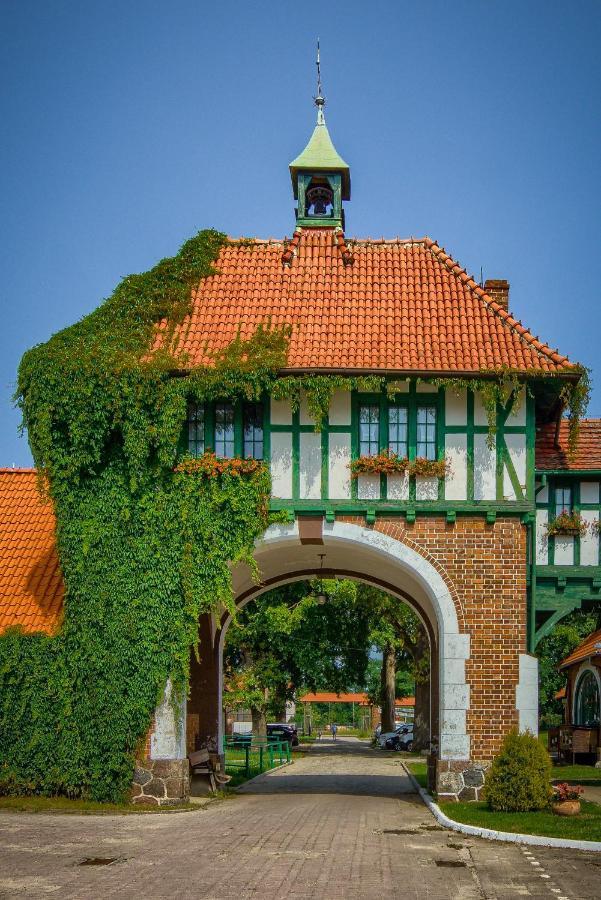 Kadyny Folwark Hotel & Spa Kültér fotó