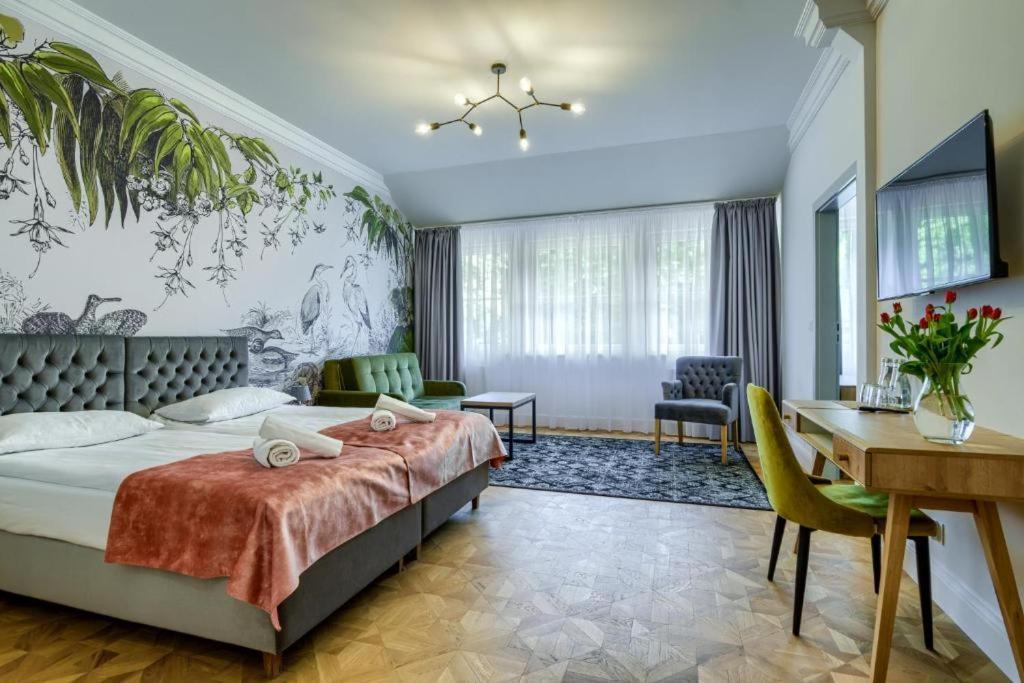 Kadyny Folwark Hotel & Spa Kültér fotó