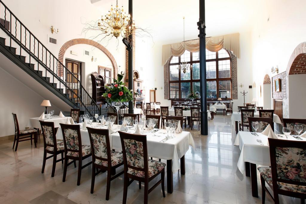 Kadyny Folwark Hotel & Spa Kültér fotó